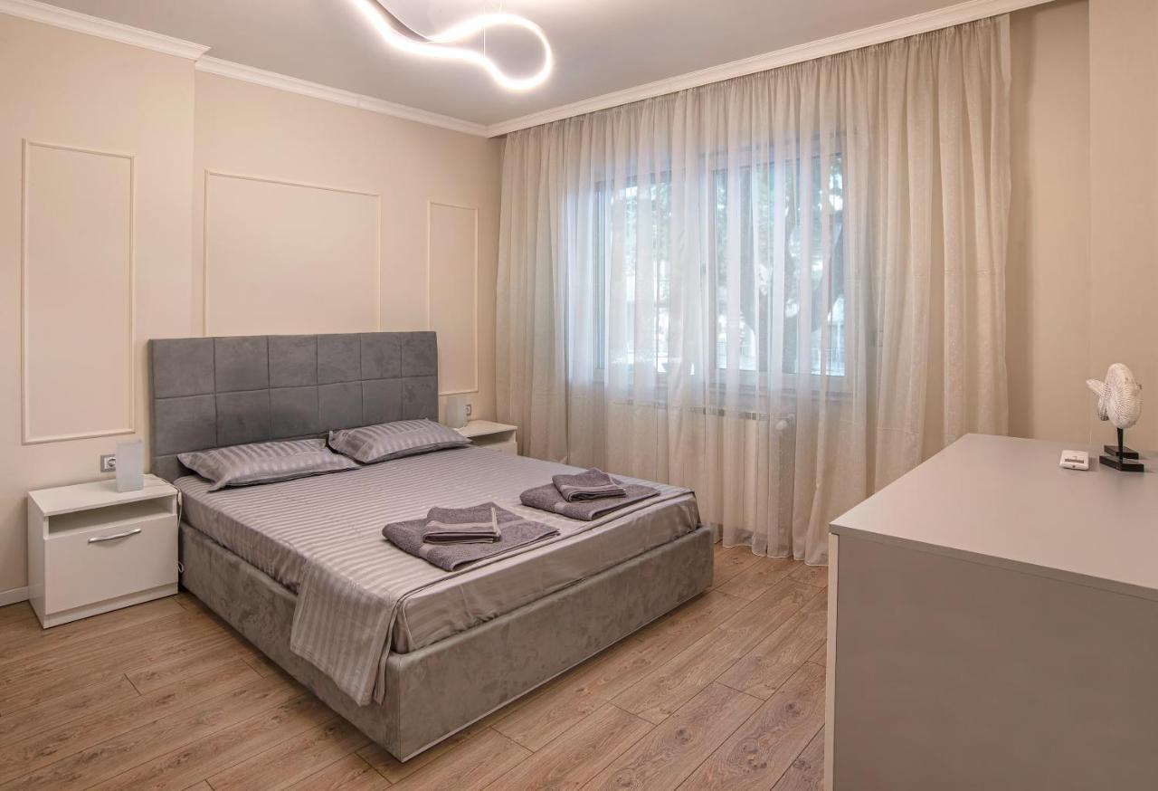 Tina'S 2 Bedroom Top Central Apartment Sofia Exteriör bild